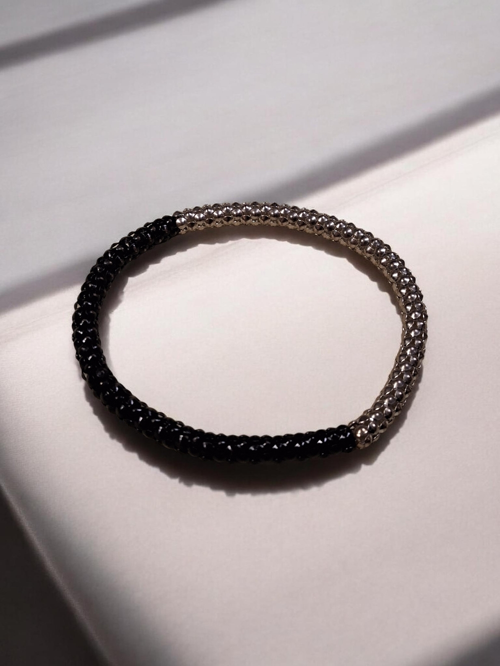 Vintage Black & Silver Yin Yang Bumpy Metal Stretch Bracelet